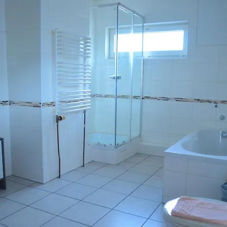 ゲストハウス Gaestehaus Frei