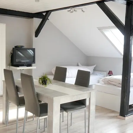 ゲストハウス Gaestehaus Frei